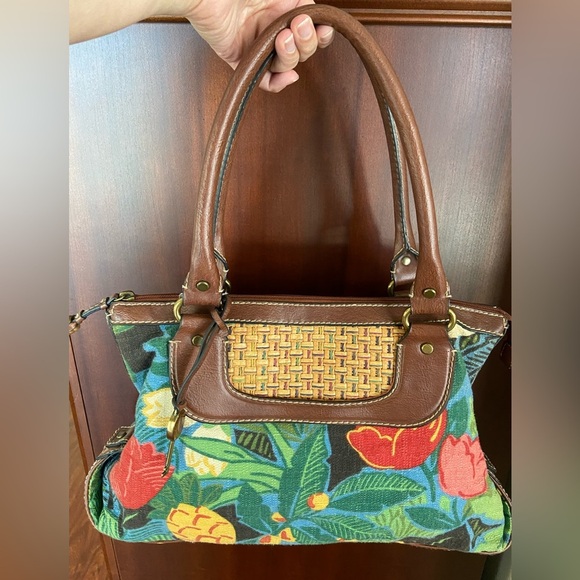 FOSSIL Vintage Floral Canvas Leather & Straw Shoulder Bag
With Key - Picture 1 of 13